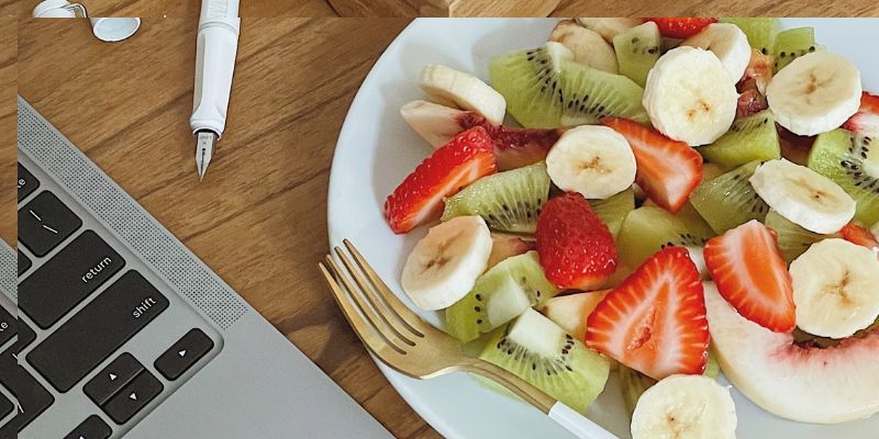 O que você irá precisar para fazer salada de frutas e vender? 